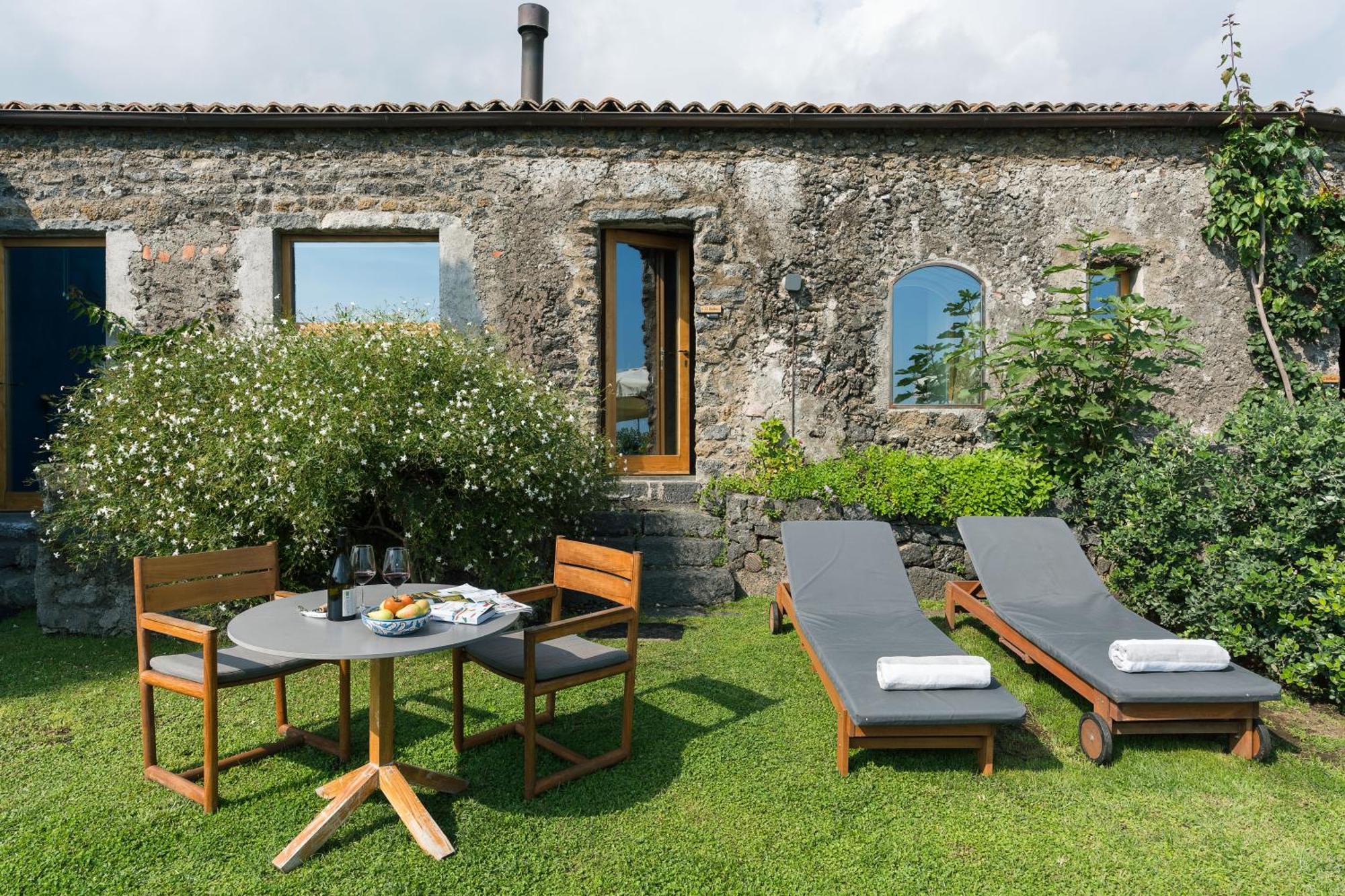 Monaci Delle Terre Nere Hotel Zafferana Etnea Buitenkant foto