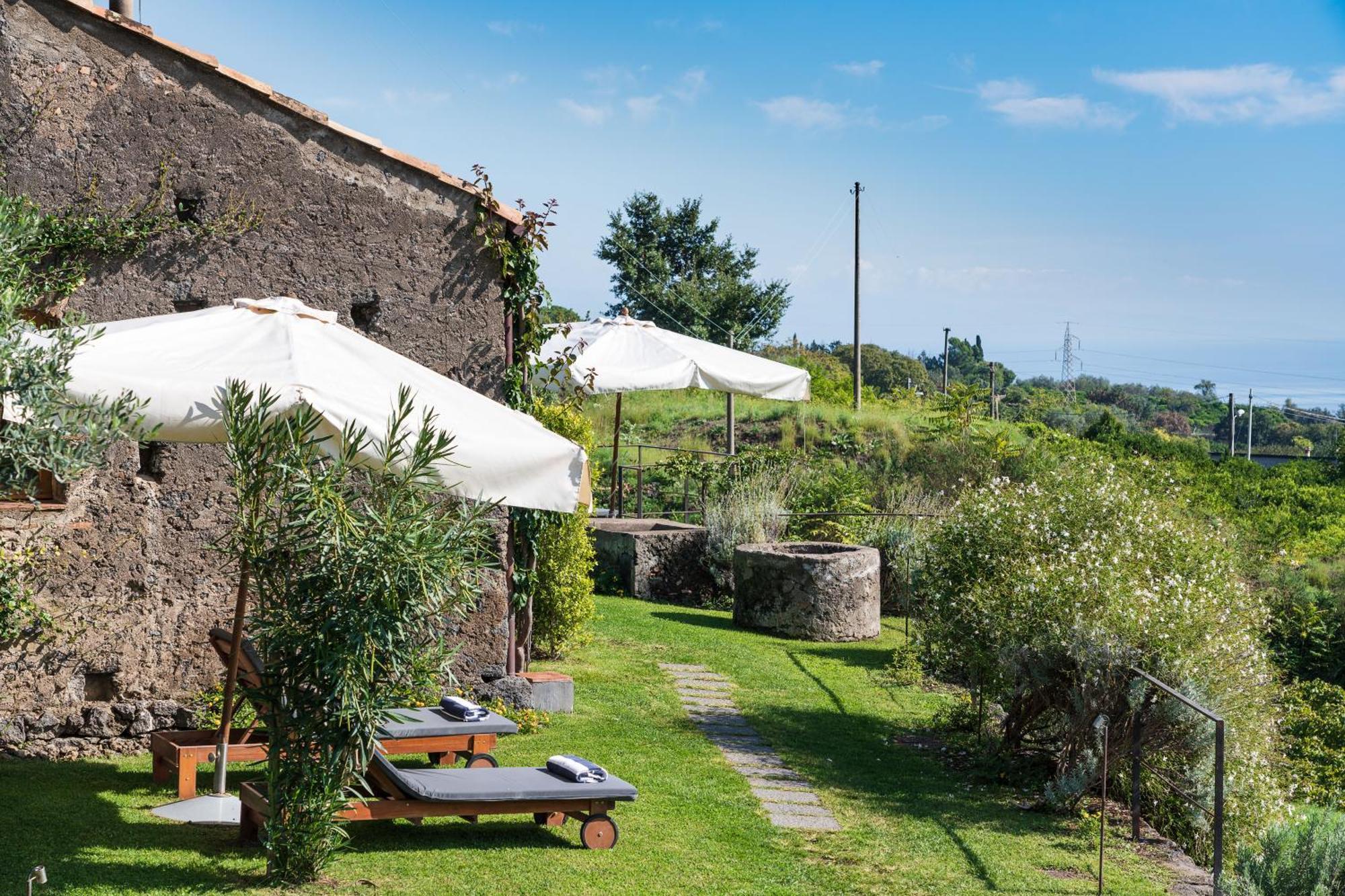 Monaci Delle Terre Nere Hotel Zafferana Etnea Buitenkant foto